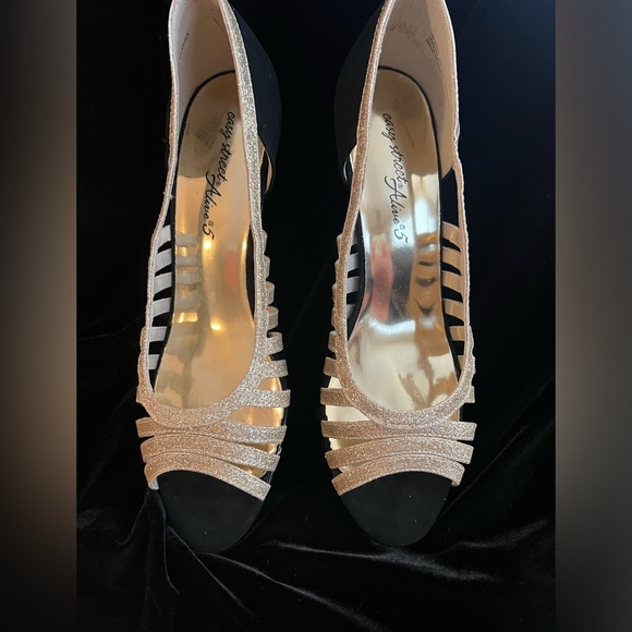 Easy Street Women s Sparkle Sandal size 9M - Picture 2 of 5